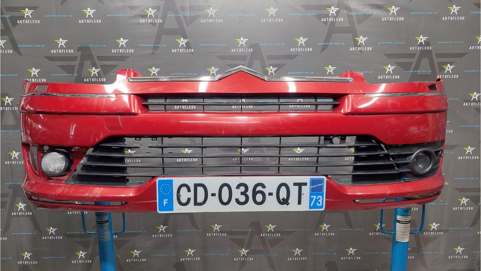 Бампер передний 9646215477, 9653902777 Citroen C4 VTS VTR бу Бампер передний 9646215477, 9653902777 Citroen C4 VTS VTR бу